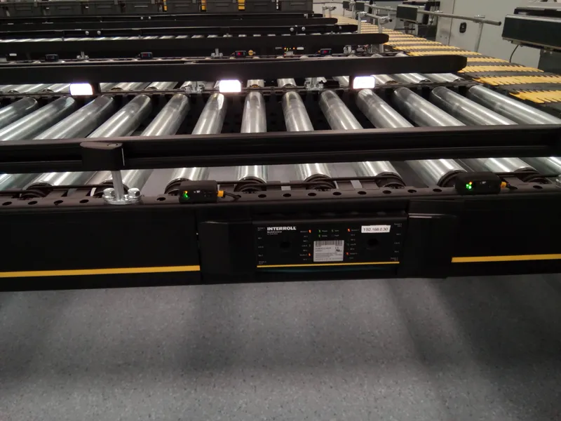 Convoyeurs Interroll sur une installation client
